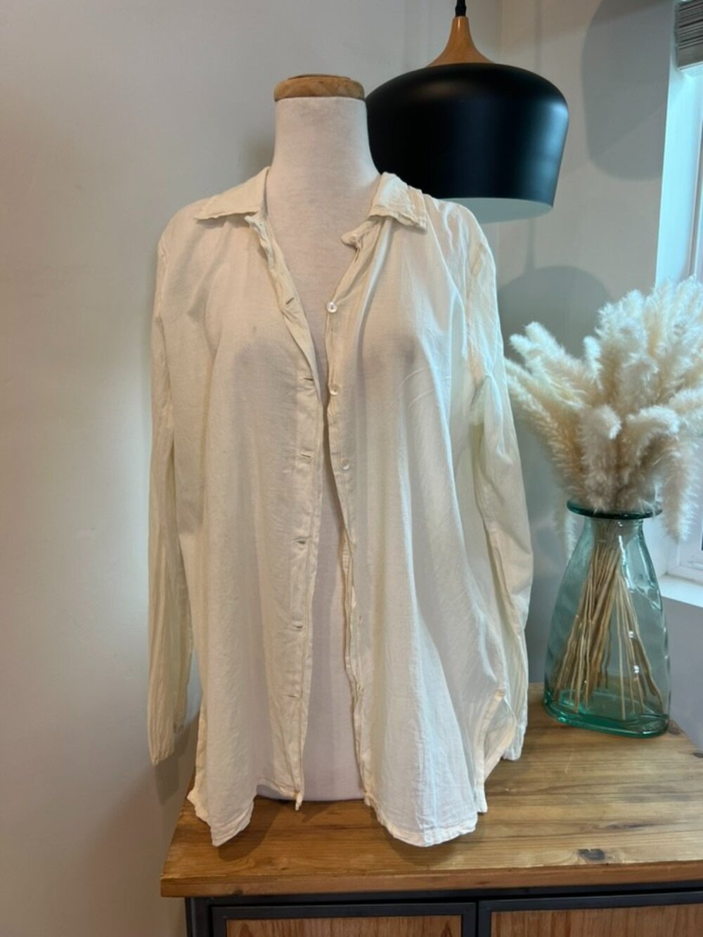 Auntie Oti White button down